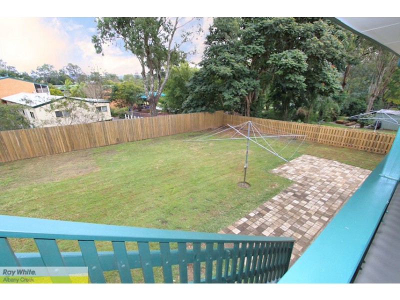 24 Irruka Cres, Ferny Hills QLD 4055