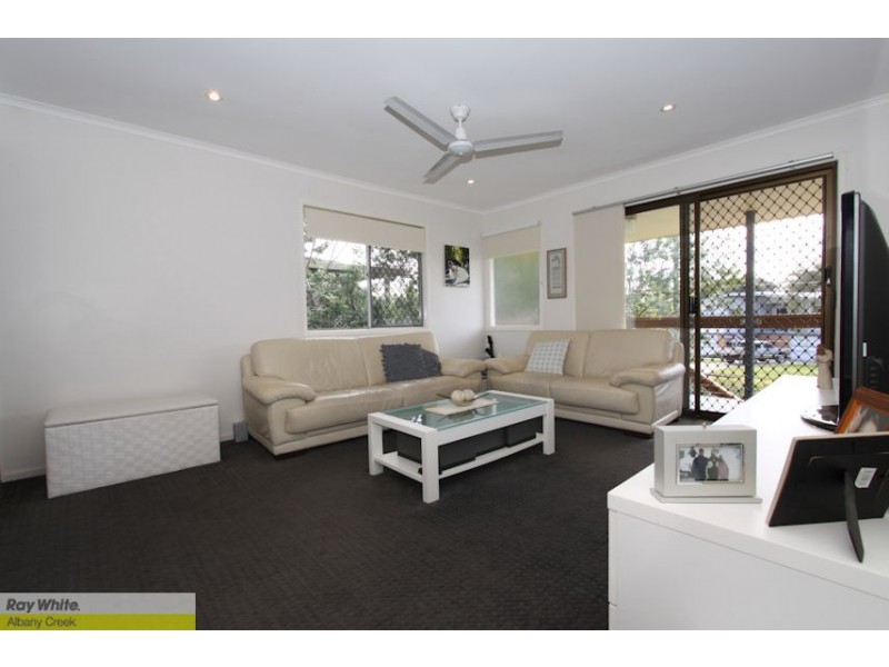 27 Bevlin Ct, Albany Creek QLD 4035