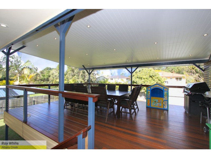 27 Bevlin Ct, Albany Creek QLD 4035