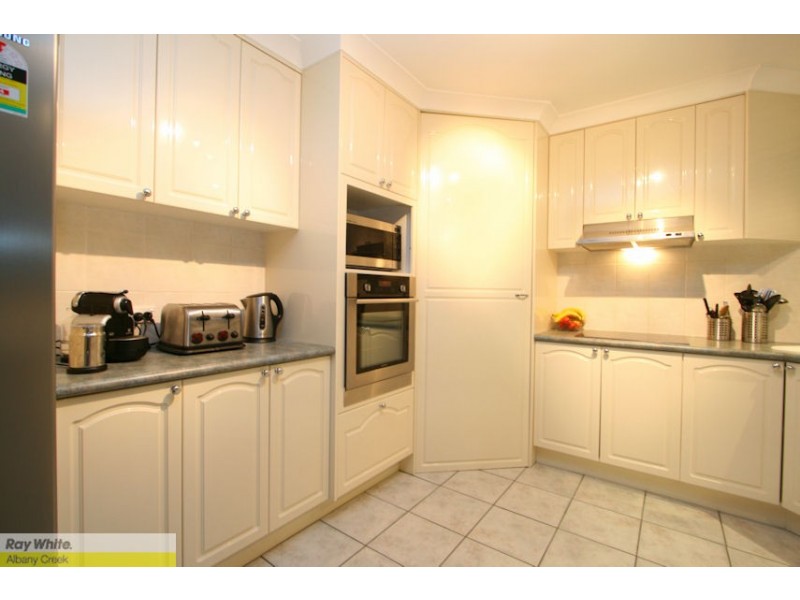 14 Phoenix Ct, Eatons Hill QLD 4037