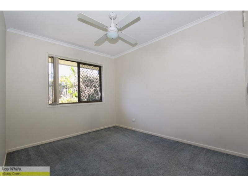 743 South Pine Rd, Albany Creek QLD 4035