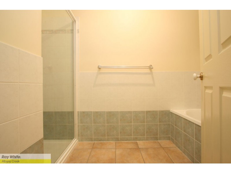 1 Lilac Ct, Eatons Hill QLD 4037