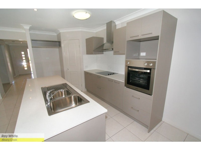 3 Kipfler Lane, Warner QLD 4500