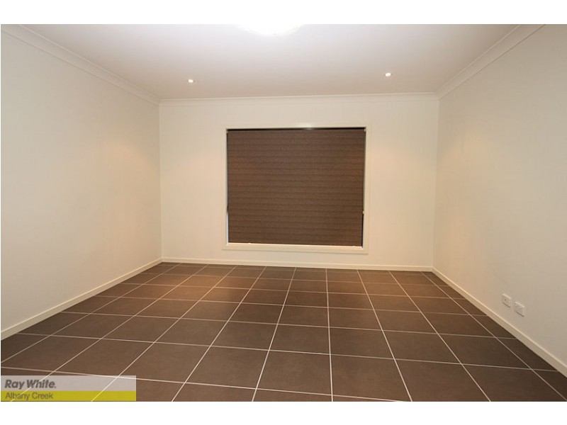 10 Matthew Street, Carseldine QLD 4034