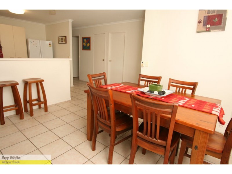 17 Mounteford Place, Albany Creek QLD 4035