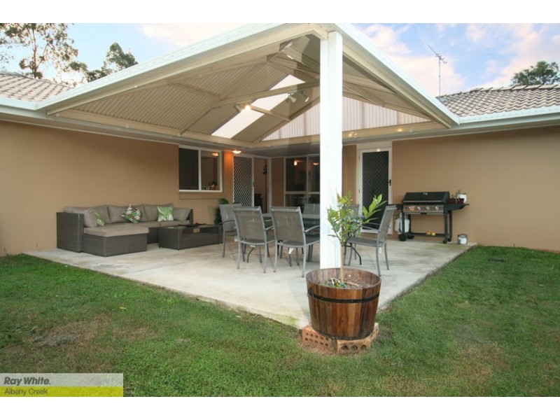 17 Mounteford Place, Albany Creek QLD 4035