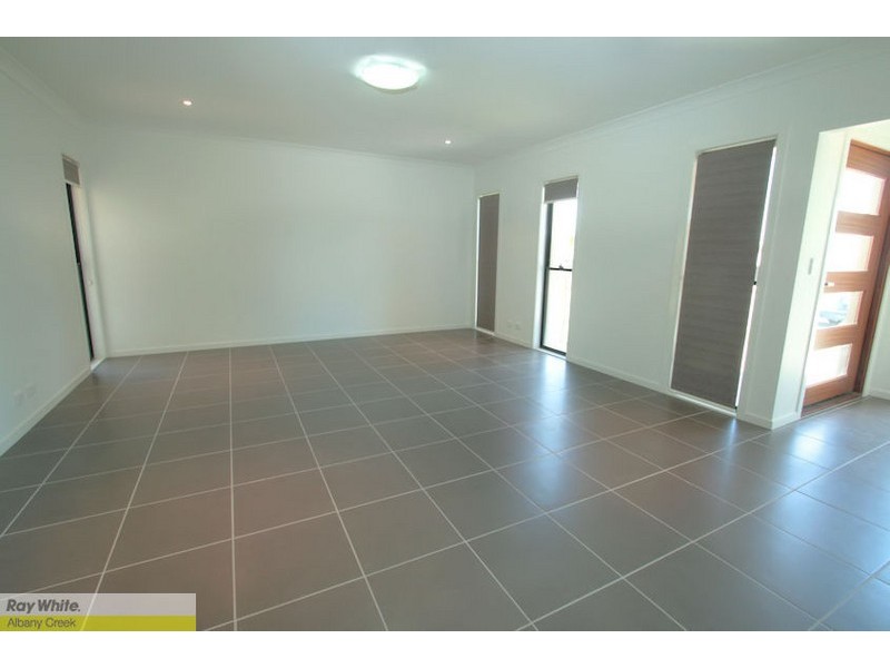 28 MacDonald Place, Carseldine QLD 4034