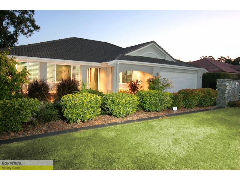 15 Corowa Court, Eatons Hill QLD 4037