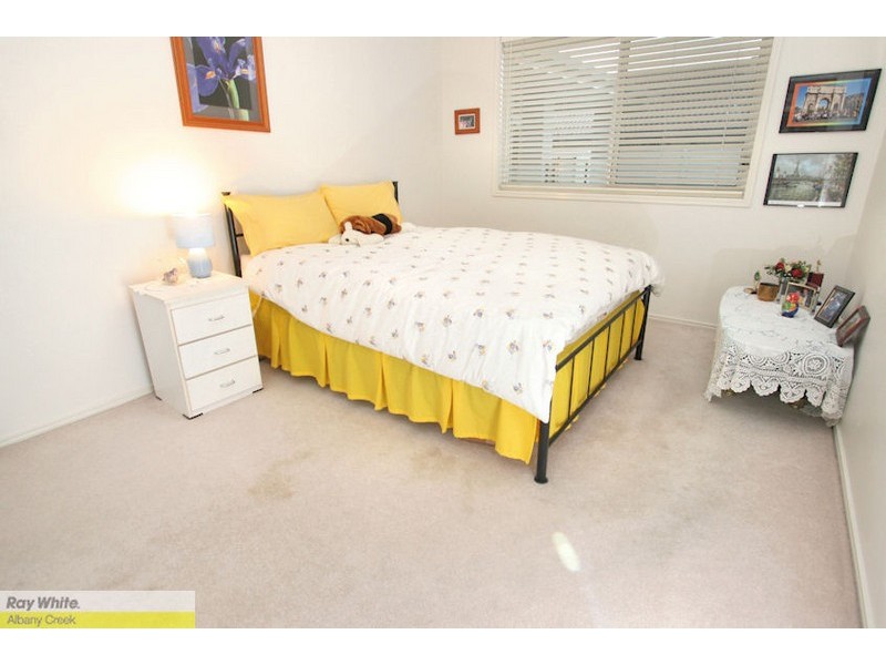 15 Corowa Court, Eatons Hill QLD 4037