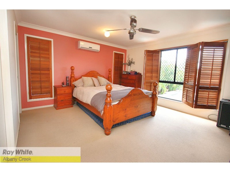 8 Heron Close, Cashmere QLD 4500