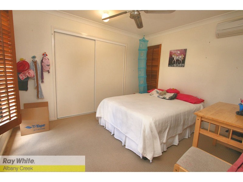 8 Heron Close, Cashmere QLD 4500