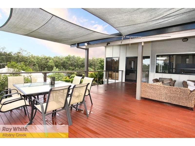 8 Heron Close, Cashmere QLD 4500