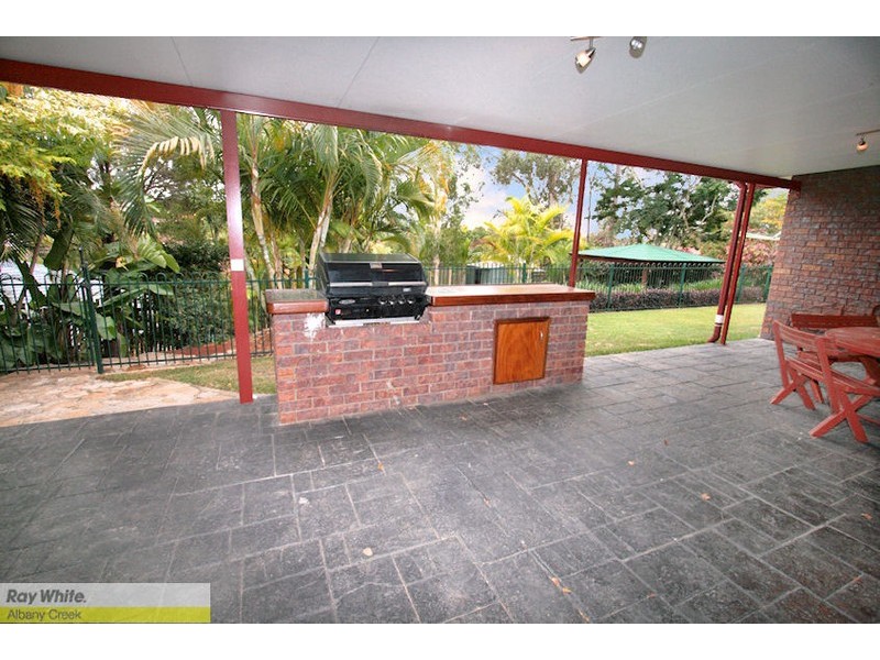 3 Crowsash Court, Albany Creek QLD 4035