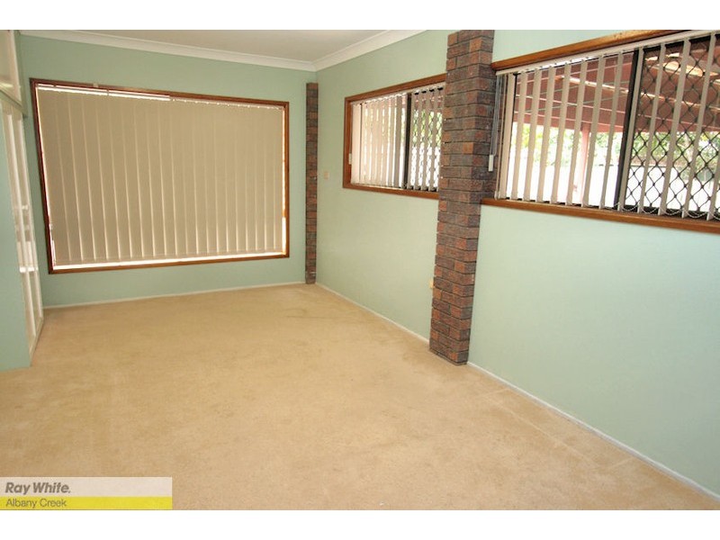 3 Crowsash Court, Albany Creek QLD 4035