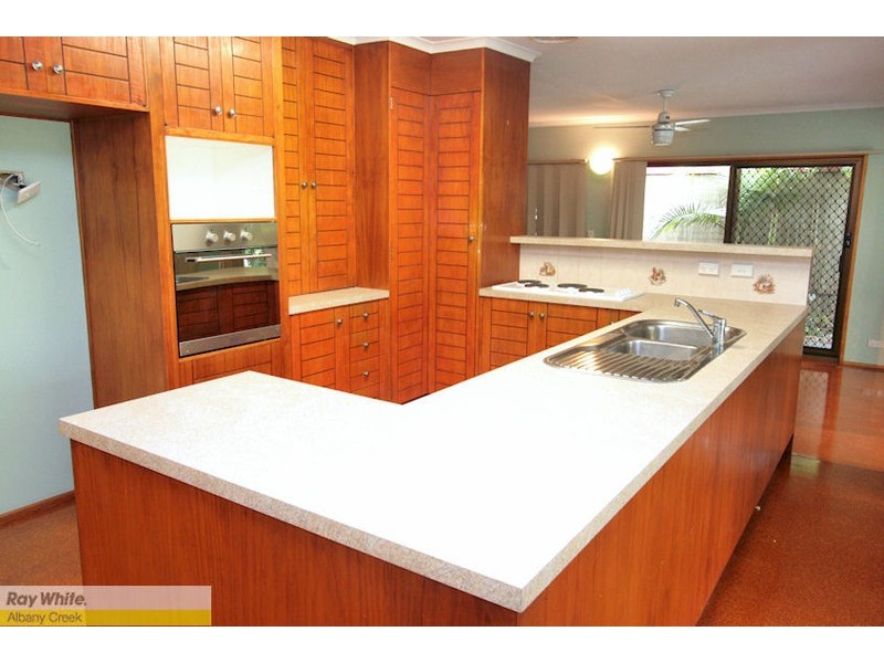 3 Crowsash Court, Albany Creek QLD 4035