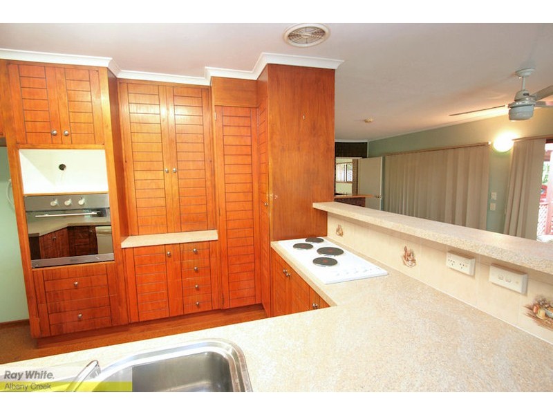 3 Crowsash Court, Albany Creek QLD 4035