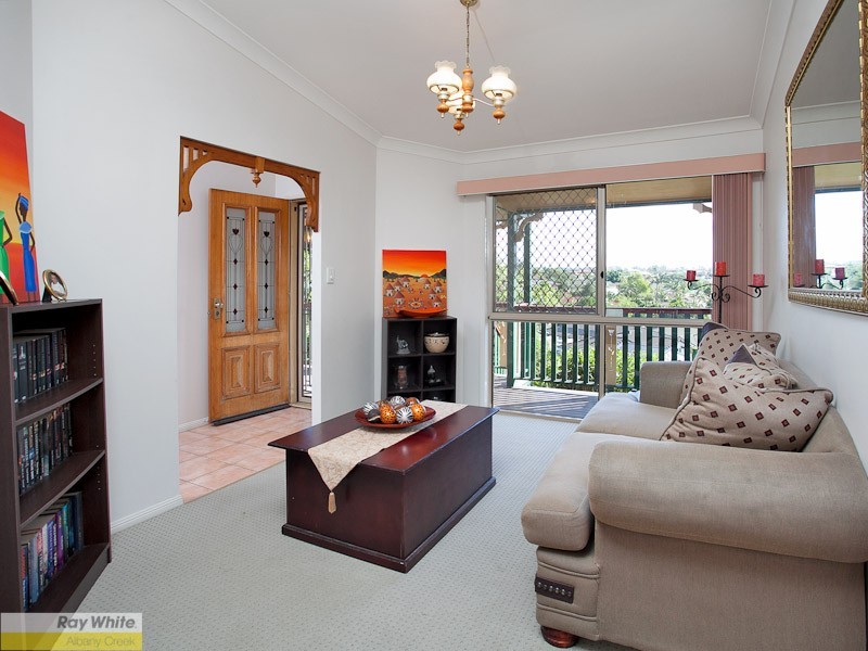 3 Sonya Court, Eatons Hill QLD 4037