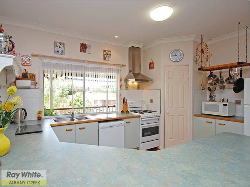 62 Saraband Drive, Eatons Hill QLD 4037