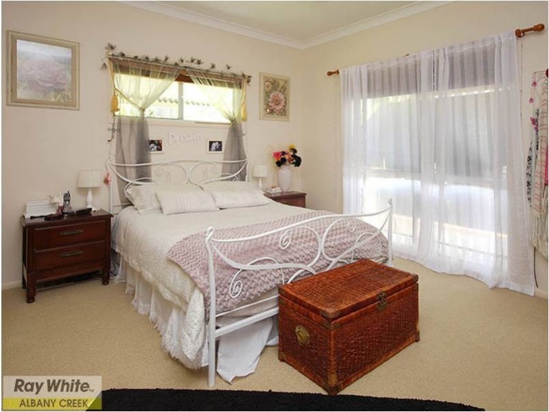 62 Saraband Drive, Eatons Hill QLD 4037