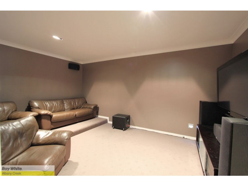 26 Rivergum Drive, Eatons Hill QLD 4037