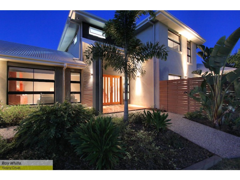 26 Rivergum Drive, Eatons Hill QLD 4037