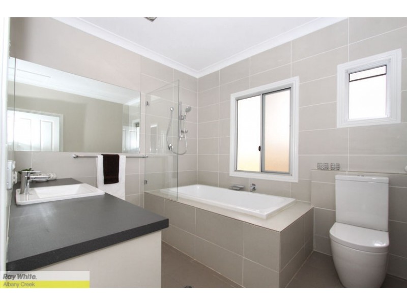 139 Kent Road, Wooloowin QLD 4030