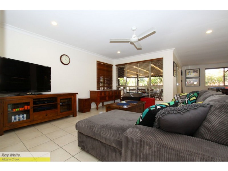 23 Trevallyn Pl, Upper Kedron QLD 4055