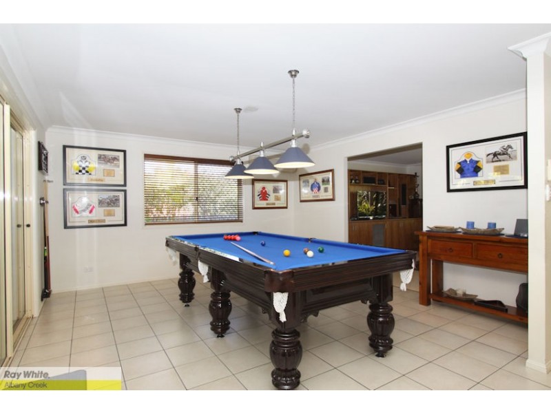 23 Trevallyn Pl, Upper Kedron QLD 4055