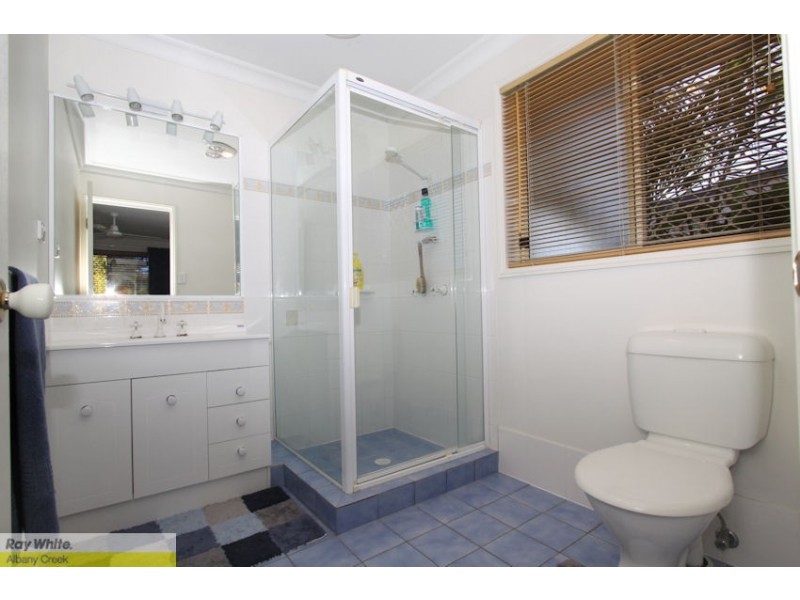 23 Trevallyn Pl, Upper Kedron QLD 4055