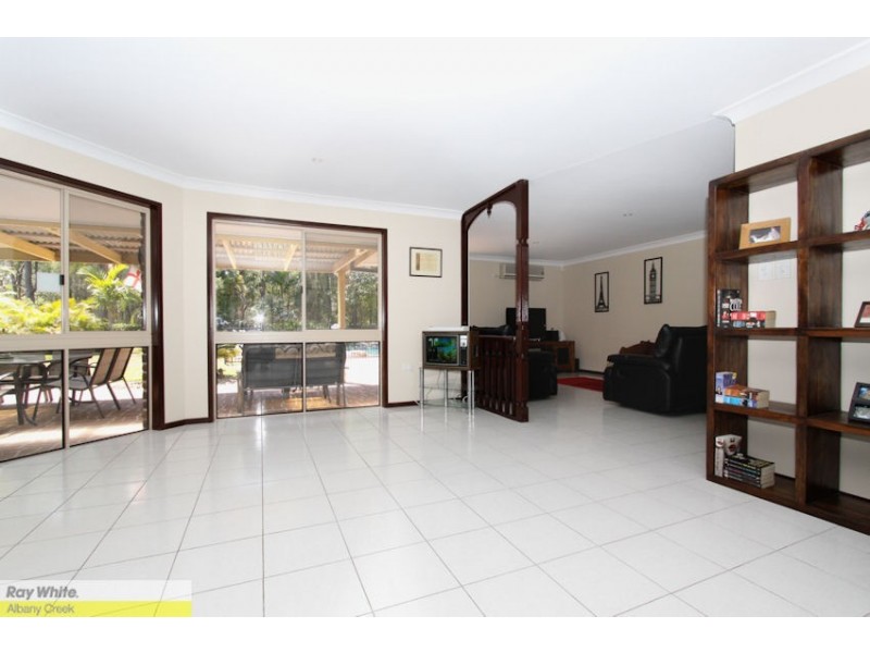 13 St Georges Ct, Albany Creek QLD 4035