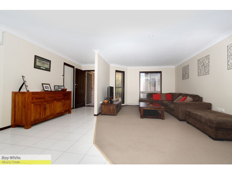 13 St Georges Ct, Albany Creek QLD 4035
