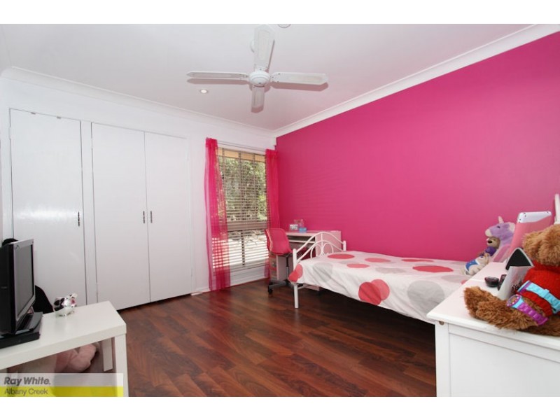 13 St Georges Ct, Albany Creek QLD 4035