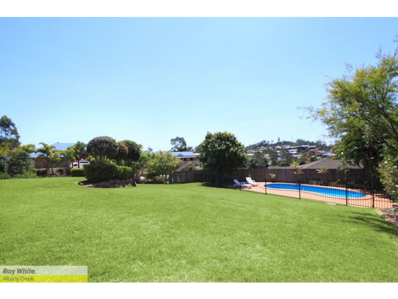 5 Snow Wood Dr, Eatons Hill QLD 4037