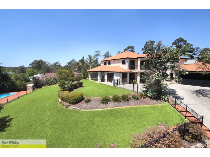 5 Snow Wood Dr, Eatons Hill QLD 4037