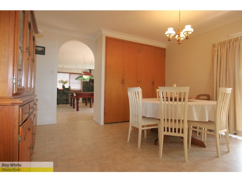 54 Minerva Ct, Eatons Hill QLD 4037