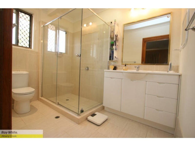 54 Minerva Ct, Eatons Hill QLD 4037