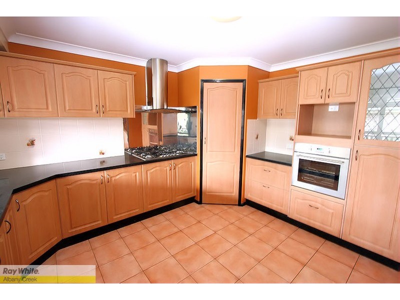 3 Sonya Court, Eatons Hill QLD 4037