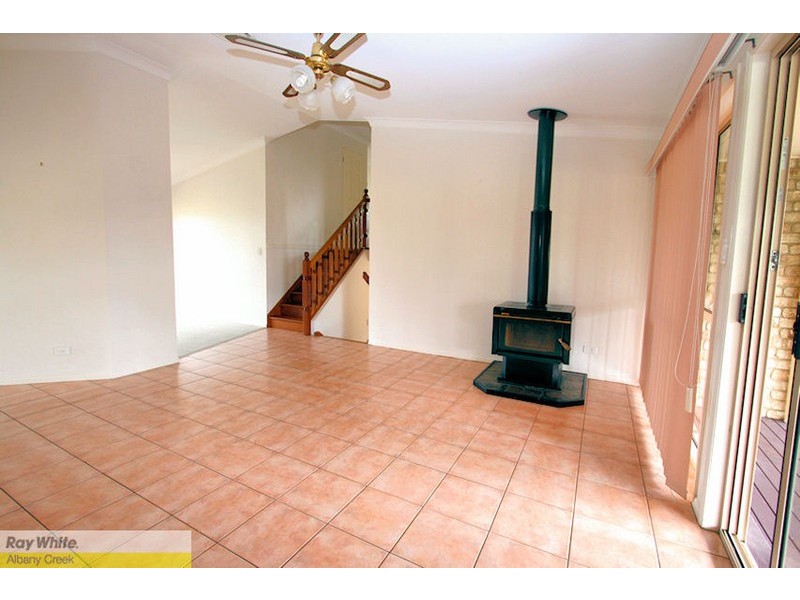 3 Sonya Court, Eatons Hill QLD 4037