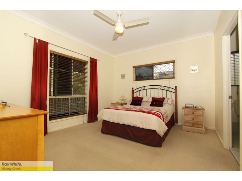 25 Pardalote Place, Cashmere QLD 4500