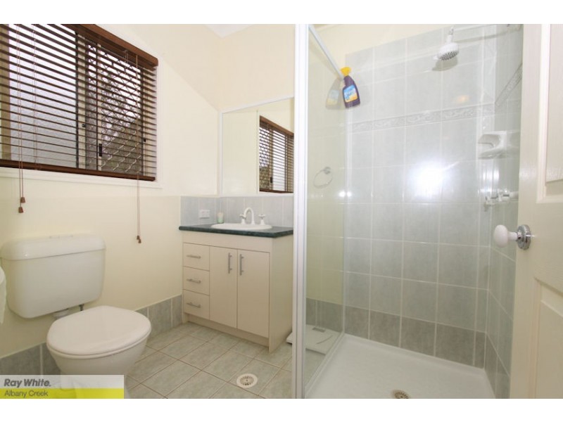 25 Pardalote Place, Cashmere QLD 4500