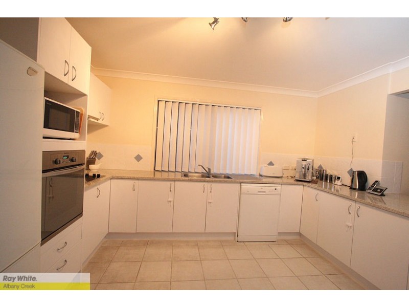 6 Delore Close, Eatons Hill QLD 4037