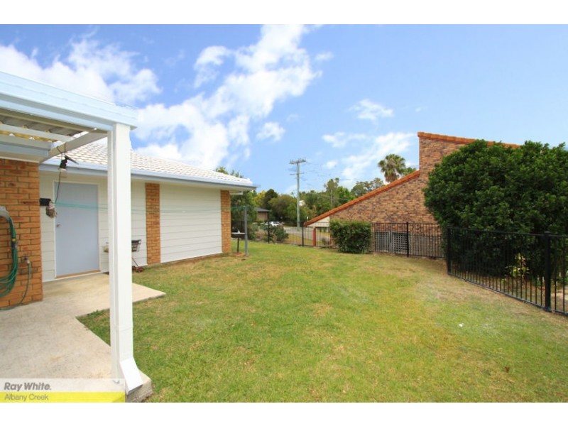 21 Flamingo Drive, Albany Creek QLD 4035