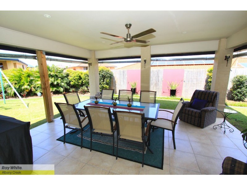 6 Triantha Ct, Albany Creek QLD 4035