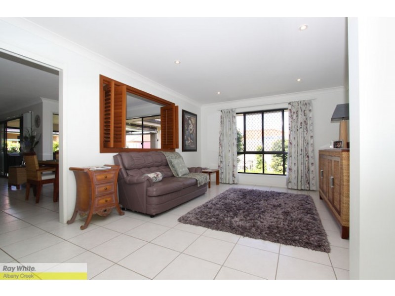 6 Triantha Ct, Albany Creek QLD 4035