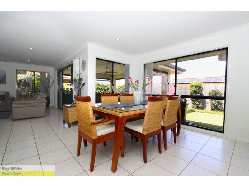 6 Triantha Ct, Albany Creek QLD 4035