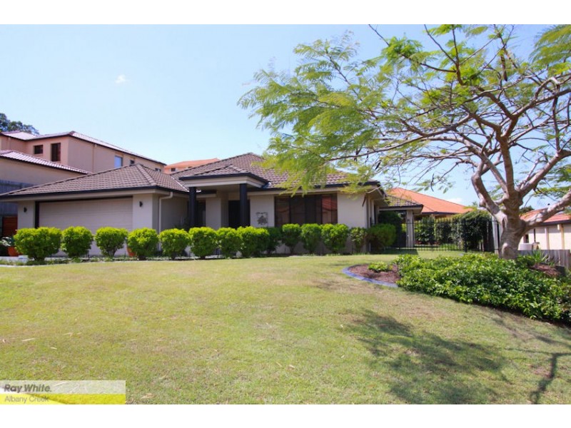 6 Triantha Ct, Albany Creek QLD 4035