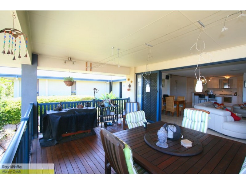 9 Starina Ct, Eatons Hill QLD 4037