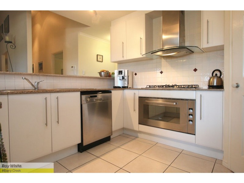 9 Starina Ct, Eatons Hill QLD 4037