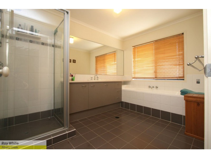 9 Starina Ct, Eatons Hill QLD 4037