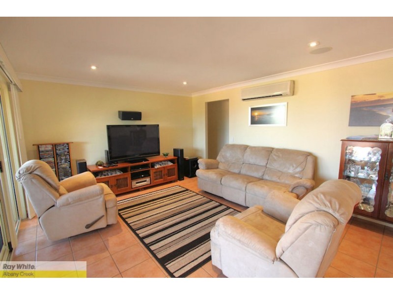 7 Excelcia Court, Eatons Hill QLD 4037